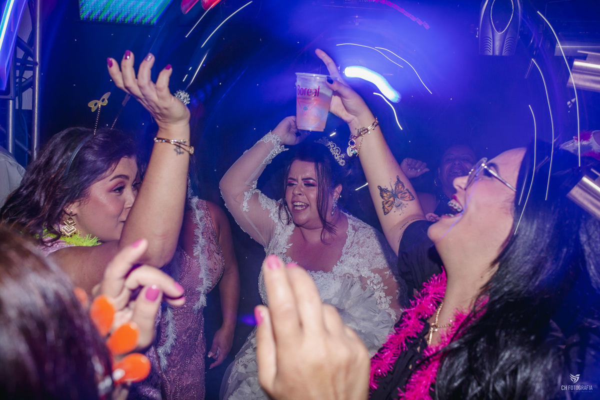 Foto da balanda de casamento, foto da valsa maluca dos noivos