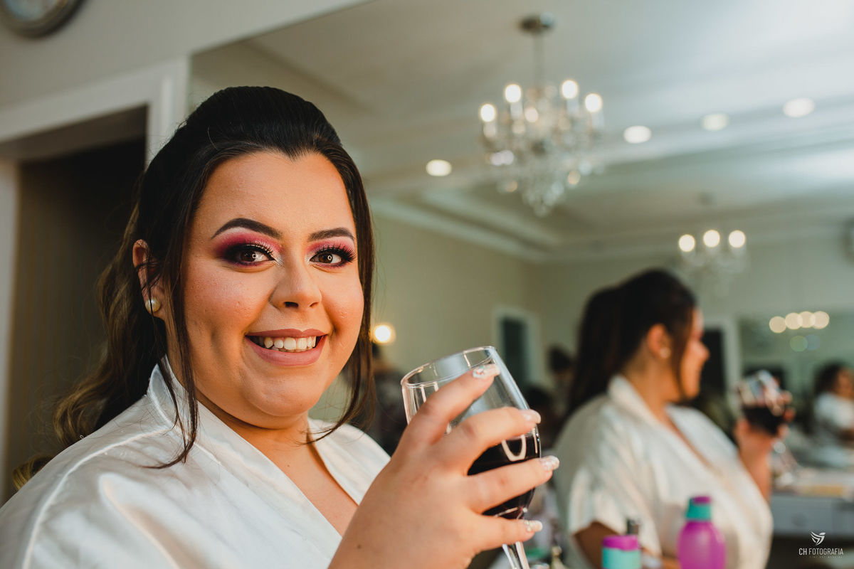 Foto do Making off da noiva no Visual Cabelos maquiagem da noiva 