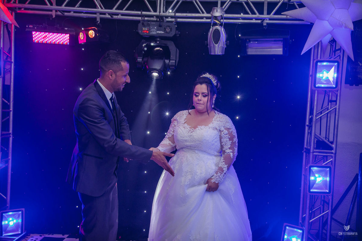 Foto da balanda de casamento, foto da valsa maluca dos noivos