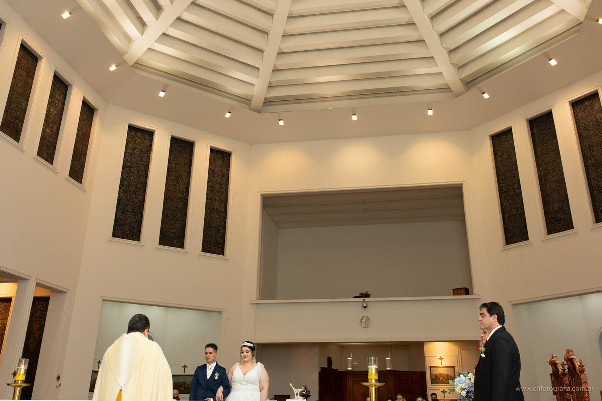 Casamento da thamires e kadu na Paróquia Santa Rita de Cássia em Campinas