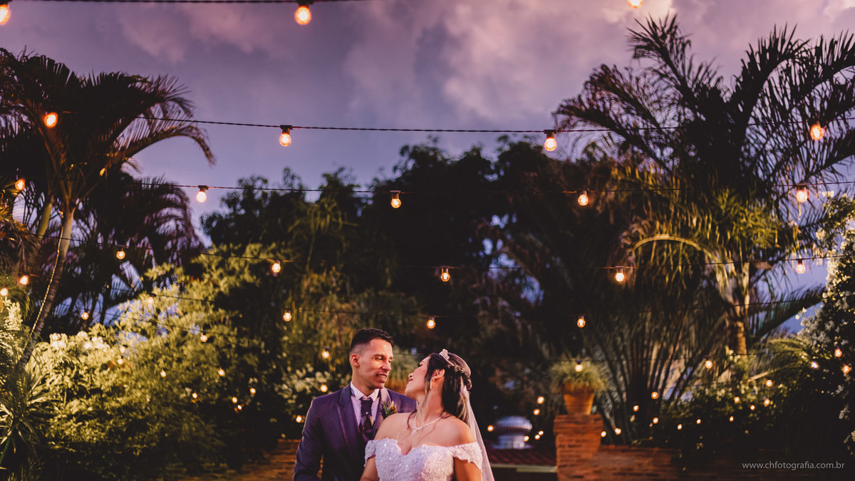 Ensaio trash the dress dos noivos