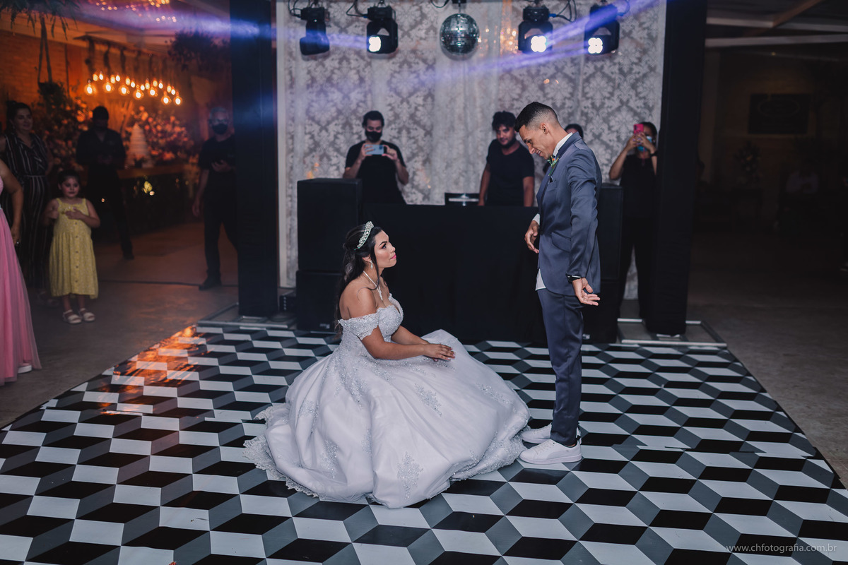 foto da valsa dos noivos 