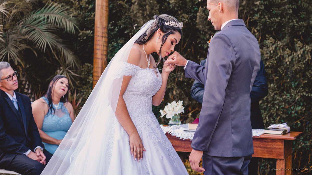 foto de troca de aliaça