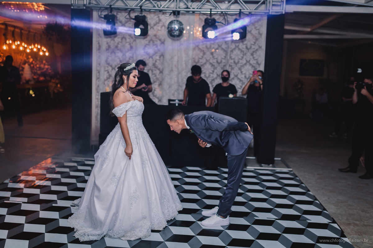 foto da valsa dos noivos 