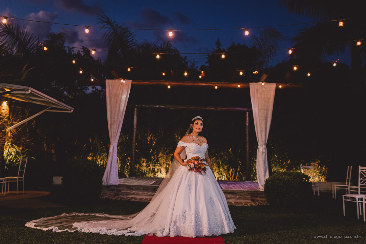 Ensaio trash the dress dos noivos