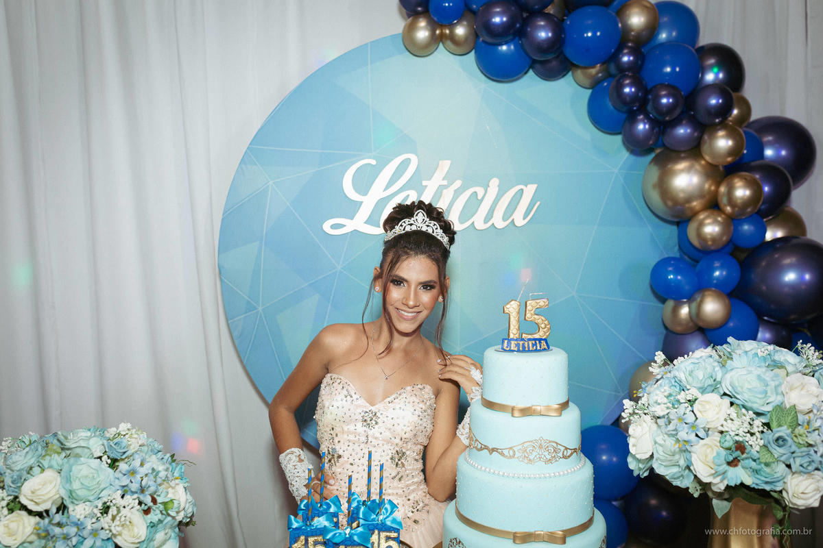 Balada de debutante no Buffet Gritos De Alegria