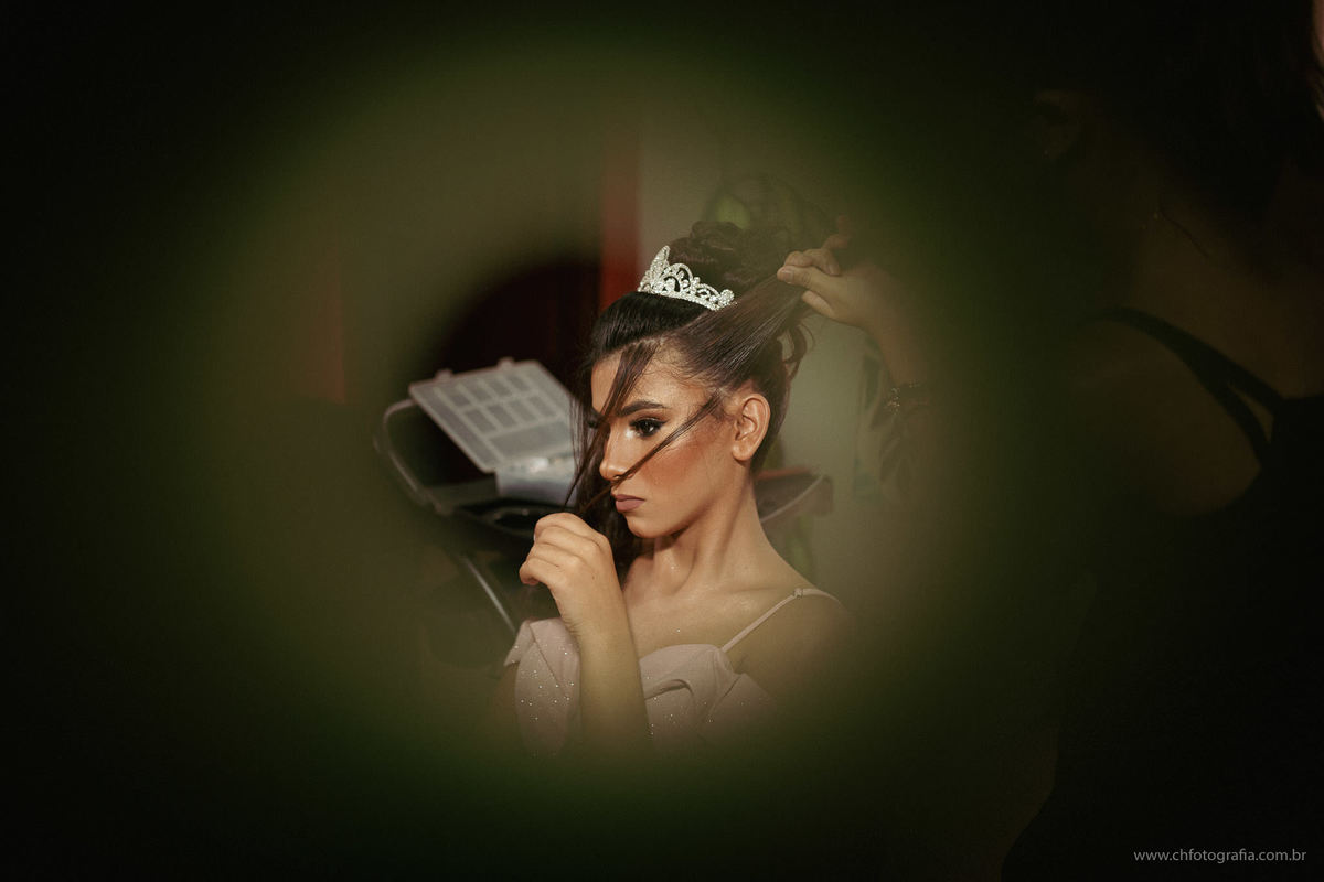 Foto do makinf off de debutante