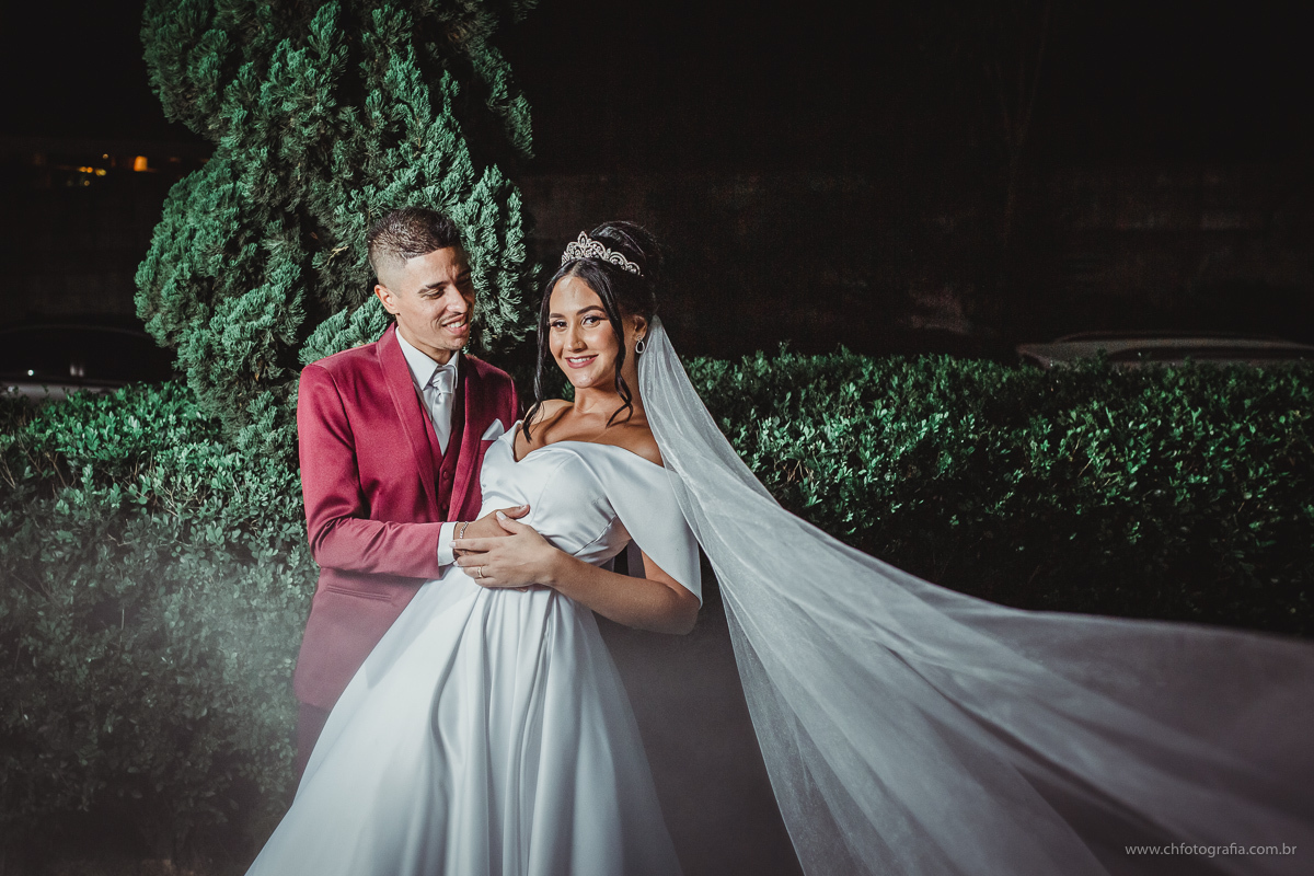 Ensaio thash the dress,  ensaio pos casamento em chacara, local para casamento Chácara Recanto das orquídeas, retrato de noiva