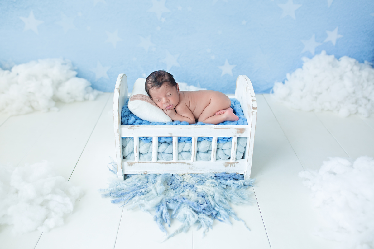 Azul estrelado + Berço Branco