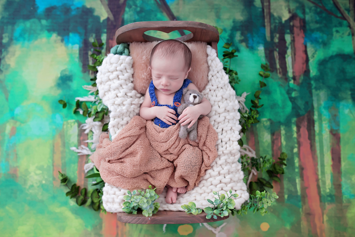 Floresta + Berço de Madeira