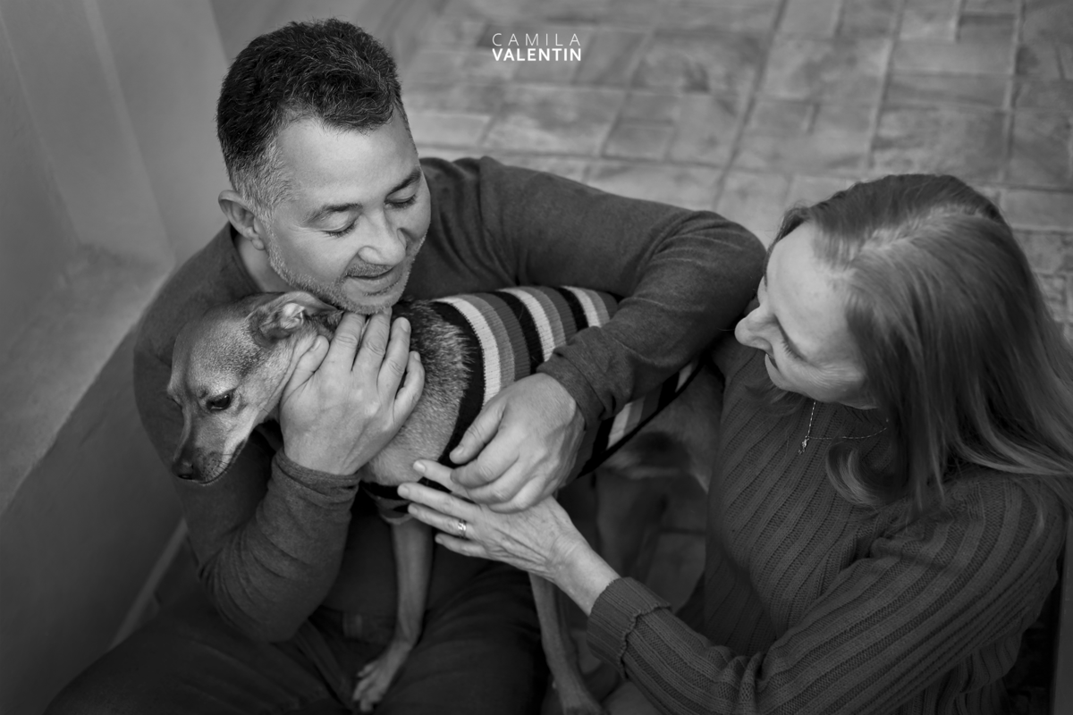 Ensaio fotográfico de família realizado pela fotógrafa Camila Valentin na cidade de Cerquiho/SP no ano de 2020