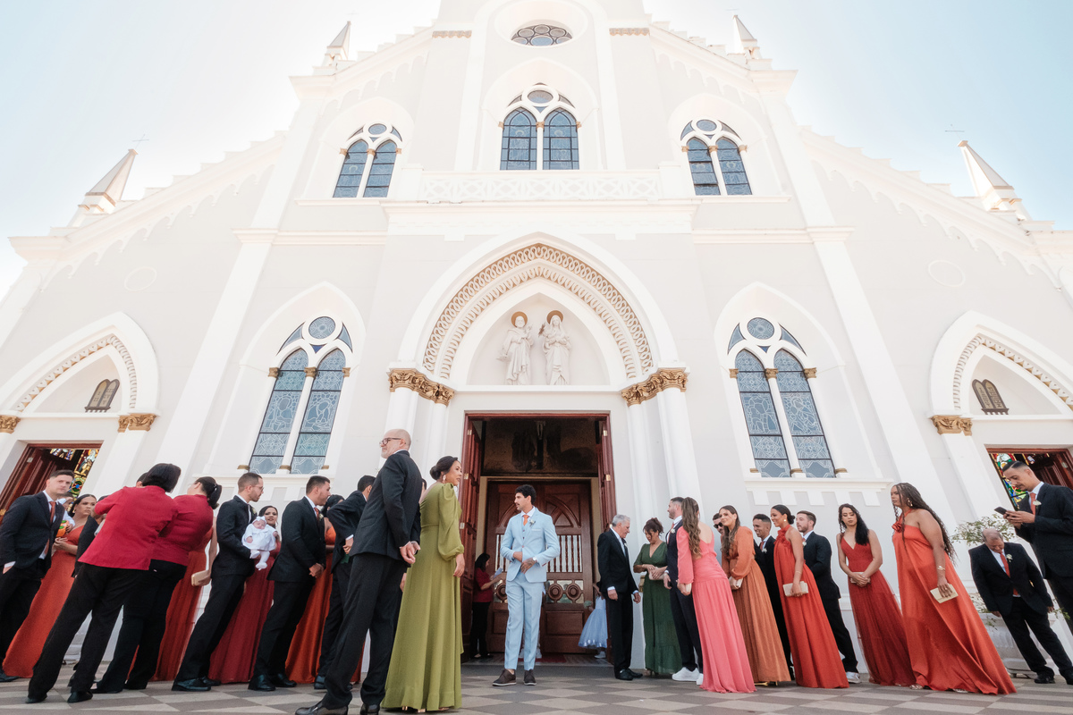 casamento em três corações Nayare e Hugo fotografo de casamentos Carlos Alexandre três corações sul de minas Cidinha reis matriz sagrada família lia noivas