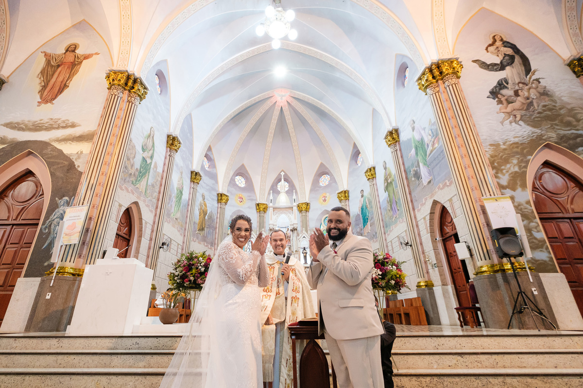 casamento Lara e Matheus carlos Alexandre foto fotografo especialista em casamentos tres coracoes sul de minas mg Afranio Paola elas Decor matriz sagrada família