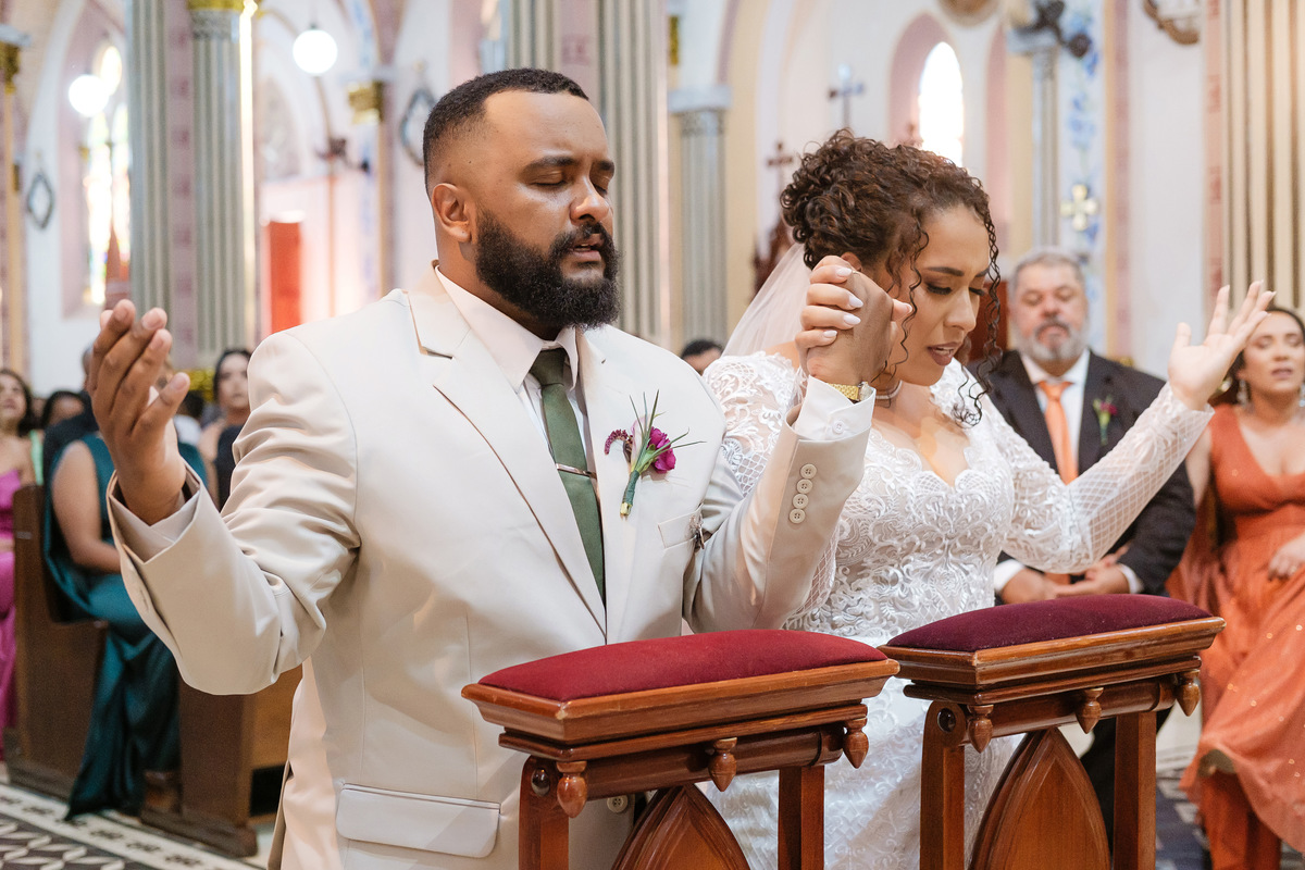 casamento Lara e Matheus carlos Alexandre foto fotografo especialista em casamentos tres coracoes sul de minas mg Afranio Paola elas Decor matriz sagrada família