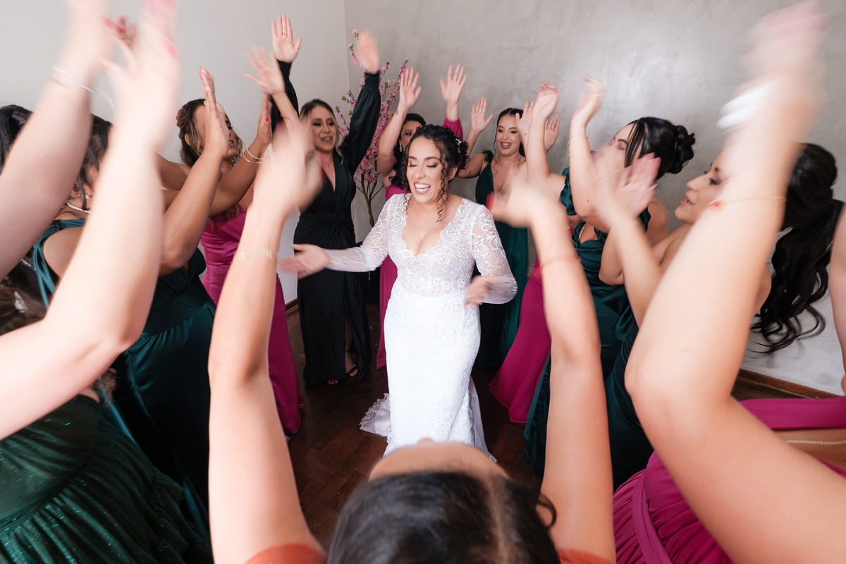 casamento Lara e Matheus carlos Alexandre foto fotografo especialista em casamentos tres coracoes sul de minas mg Afranio Paola elas Decor matriz sagrada família