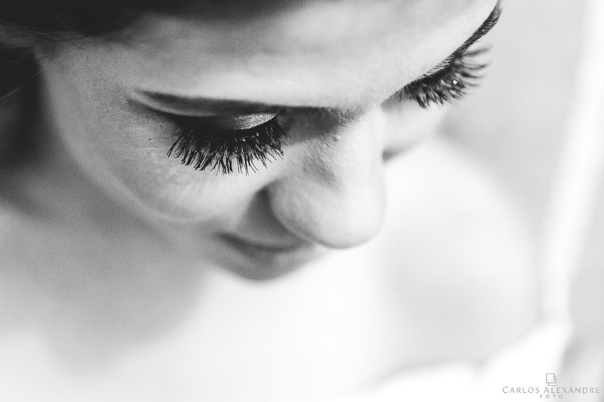cílios destacados em foto em pb casamento em lambari fotografado pelo fotografo de casamentos de três corações carlos alexandre foto