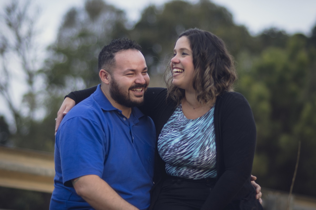 Sabe o que aconteceu neste momento? Não, xiii, não vou contar, apenas faço com os meus modelos, é uma emoção forte, é um história que apenas vocês dois podem contar. A Mari e o Vagner haviam acabado de chorar, foi lindo demais, este amor invadiu o meu S2