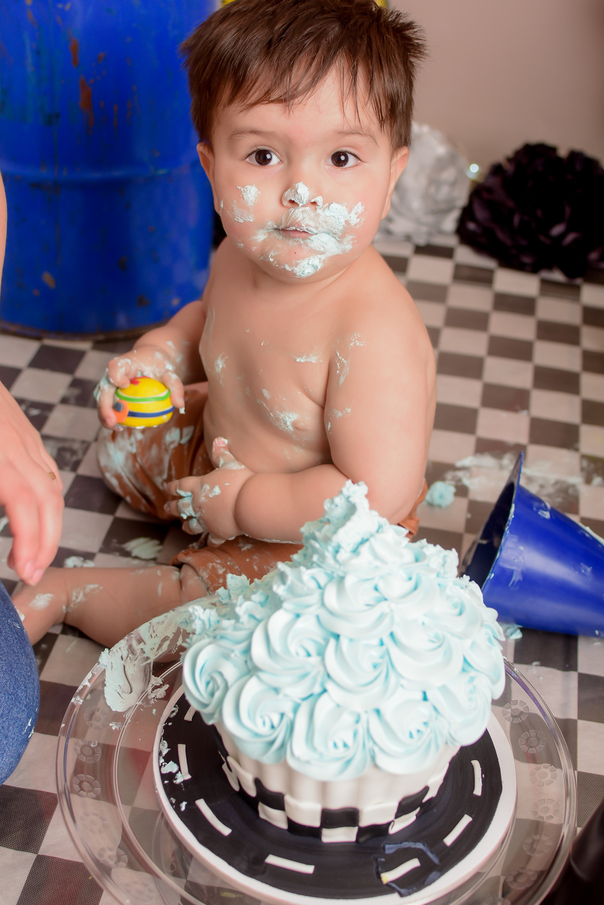 SMASH THE CAKE ARTHUR - CARROS