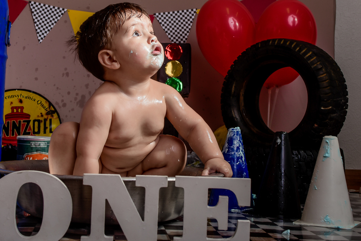 SMASH THE CAKE ARTHUR - CARROS