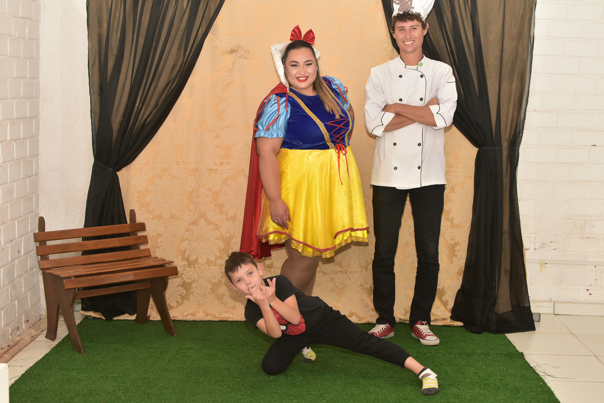 Festa a fantasia, branca de neve, fotografia de aniversário, fotógrafo em Piraquara