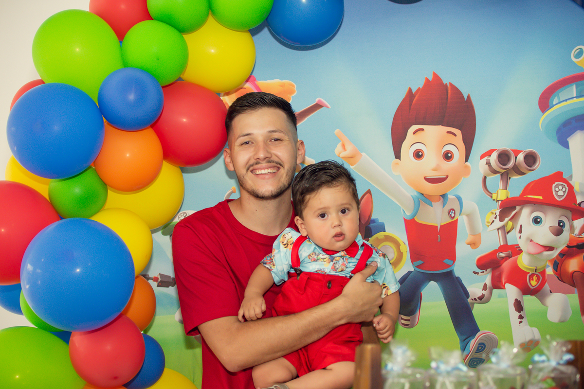 Aniversário Infantil, Kambalhota eventos infantis, Fotógrafo em Piraquara, Ensaio, Smash the cake, Newborn, Festa, #Bernardo, João Guilherme, Karina, mãe de menino 