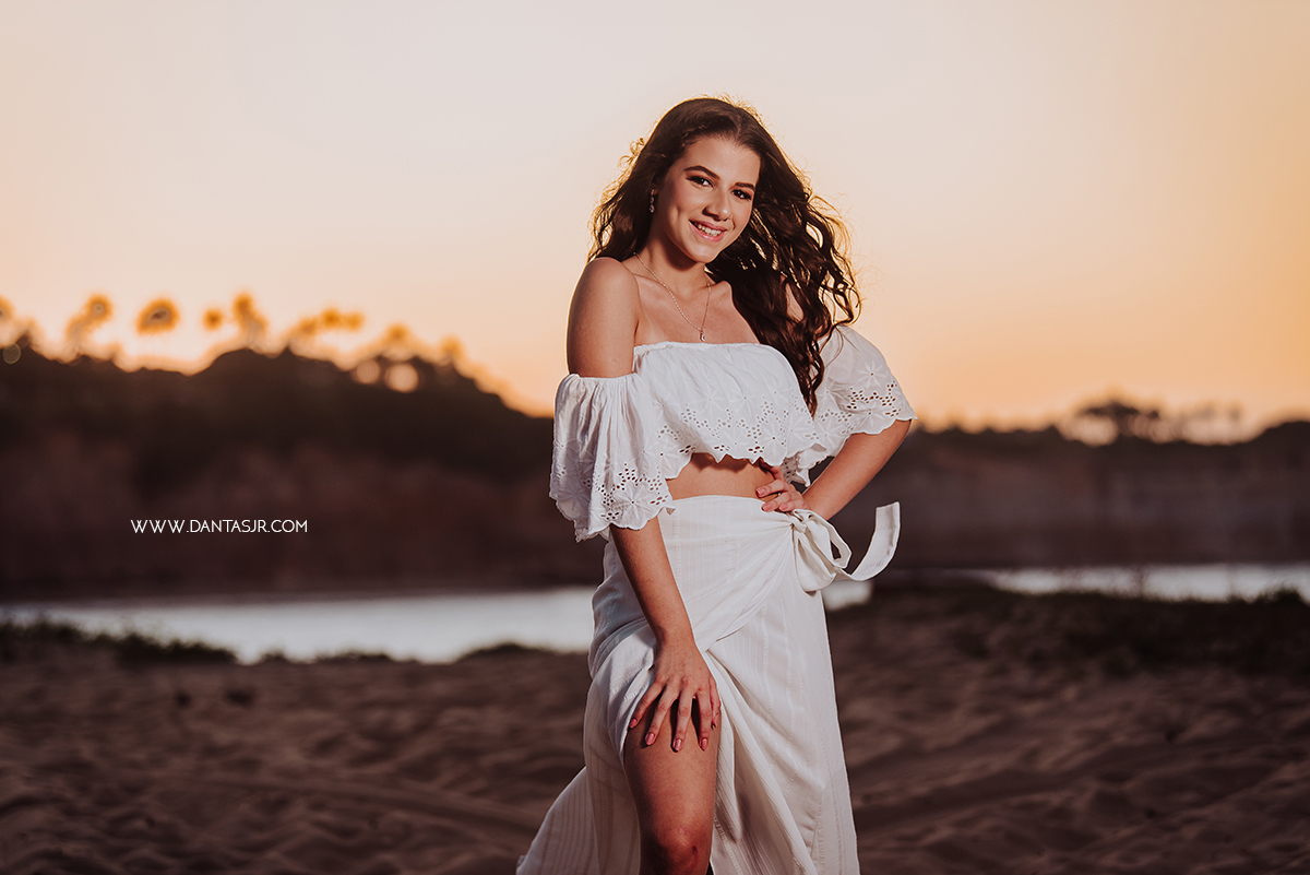 ensaio 15 anos, natal, rn, 15 anos, adolescente, ensaio de 15 anos na praia, ensaio de 15 anos no campo, fotografia, fotógrafo de 15 anos, debutante, praia de tabatinga, final de tarde, por do sol