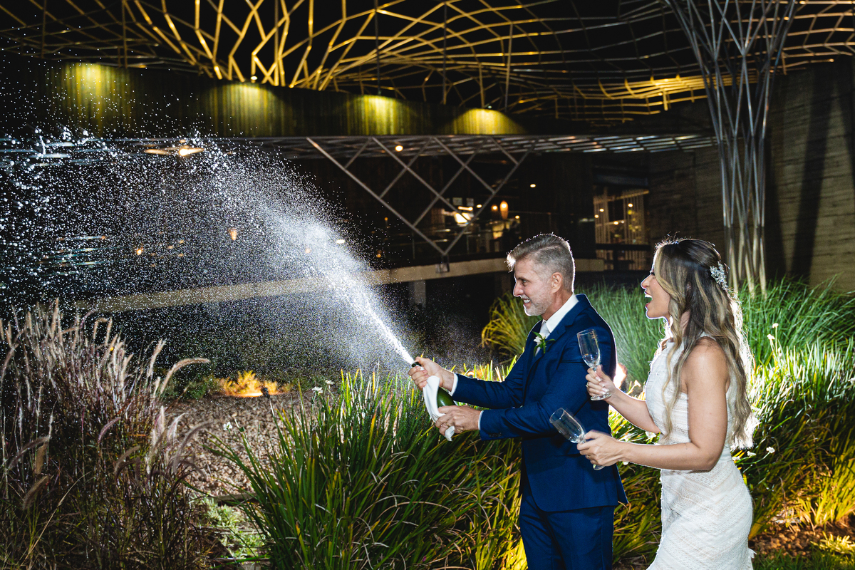 casamento, fotografia de casamento, fotógrafo de casamento, casais, casal, wedding, noiva, natal, rn, casamento no Restaurante NAU, casamento a noite, casamento para poucas pessoas, fotos criativas de casamento, emocionante