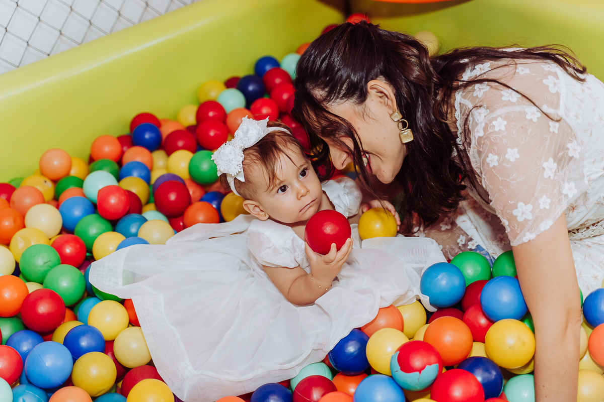 batizado, Laurinha, Igreja, Santo Afonso Maria de Ligório, aniversário, Patisserie, Tim Tim buffet, fotógrafo, momentos, família, registro, emoção, espiritualidade, festa, confeitaria, infância, lembranças, crianças, amor, Natal, fotografo em Natal