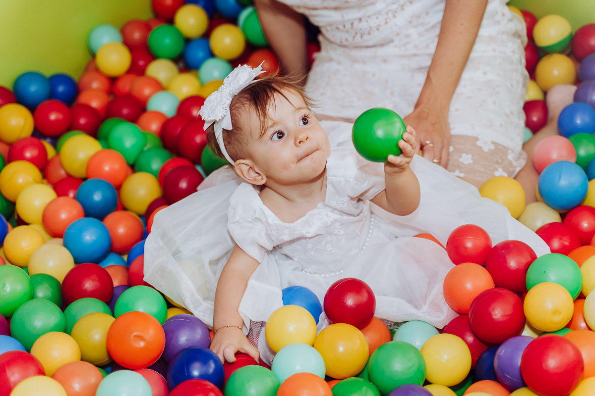 batizado, Laurinha, Igreja, Santo Afonso Maria de Ligório, aniversário, Patisserie, Tim Tim buffet, fotógrafo, momentos, família, registro, emoção, espiritualidade, festa, confeitaria, infância, lembranças, crianças, amor, Natal, fotografo em Natal