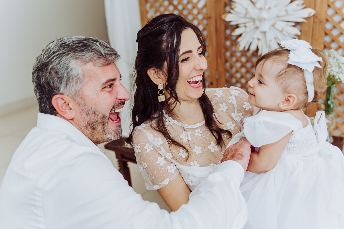 batizado, Laurinha, Igreja, Santo Afonso Maria de Ligório, aniversário, Patisserie, Tim Tim buffet, fotógrafo, momentos, família, registro, emoção, espiritualidade, festa, confeitaria, infância, lembranças, crianças, amor, Natal, fotografo em Natal