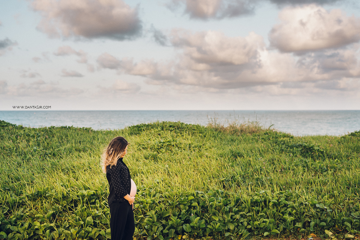 ensaio grávida, natal, rn, gravidez, pregnant, ensaio de grávida na praia, fotografia de grávida, fotógrafo de grávidas, ensaio de grávida no campo, pipa, grávida fitness, cachorro