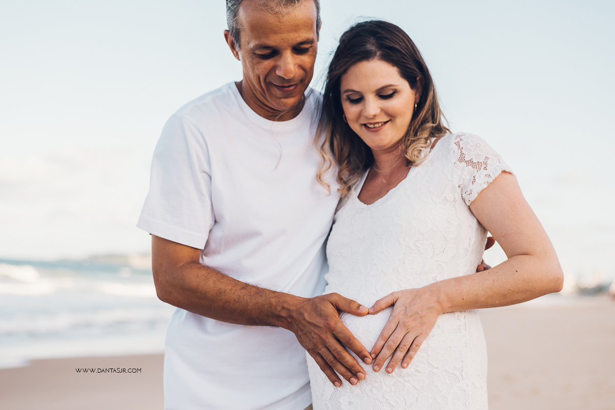 ensaio grávida, natal, rn, gravidez, pregnant, ensaio de grávida na praia, fotografia de grávida, fotógrafo de grávidas, ensaio de grávida no campo, pipa, grávida fitness, cachorro