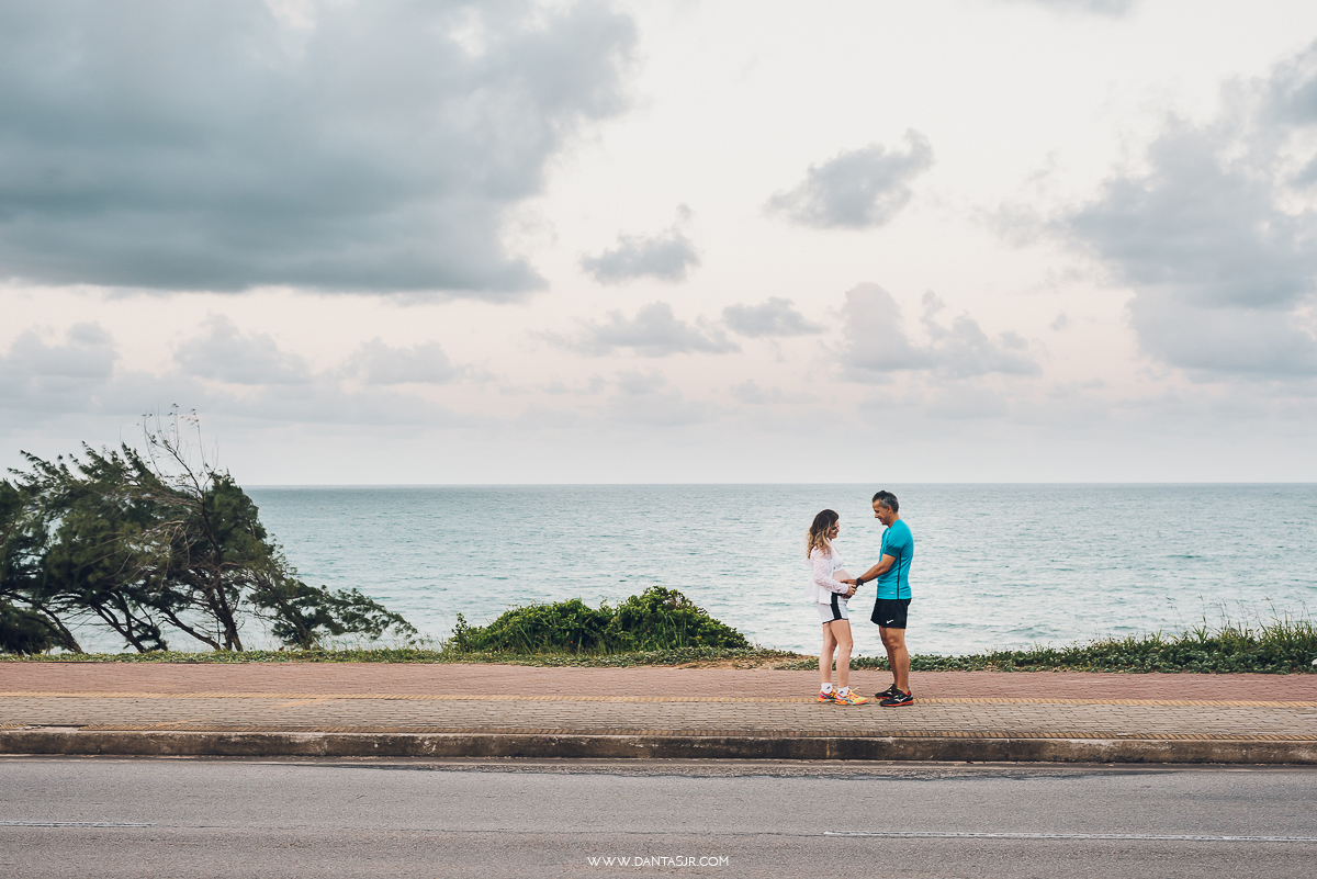 ensaio grávida, natal, rn, gravidez, pregnant, ensaio de grávida na praia, fotografia de grávida, fotógrafo de grávidas, ensaio de grávida no campo, pipa, grávida fitness, cachorro