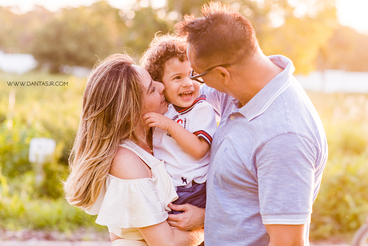 smash the cake, ensaio infantil, ensaio criança, crianças, kid session, aniversário infantil, festa de aniversário infantil, natal, rn, lifestyle infantil, fotografia infantil, fotografo de criança, ensaio de família no campo, por do sol, ensaio lindo