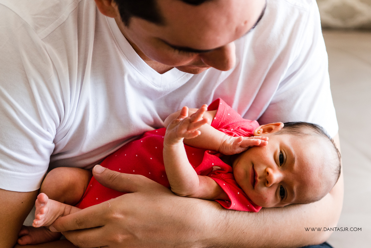 sessão lifestyle, newborn, recem nascido, fotos em casa, foto familia bebe, fotografo de familia, natal, rn