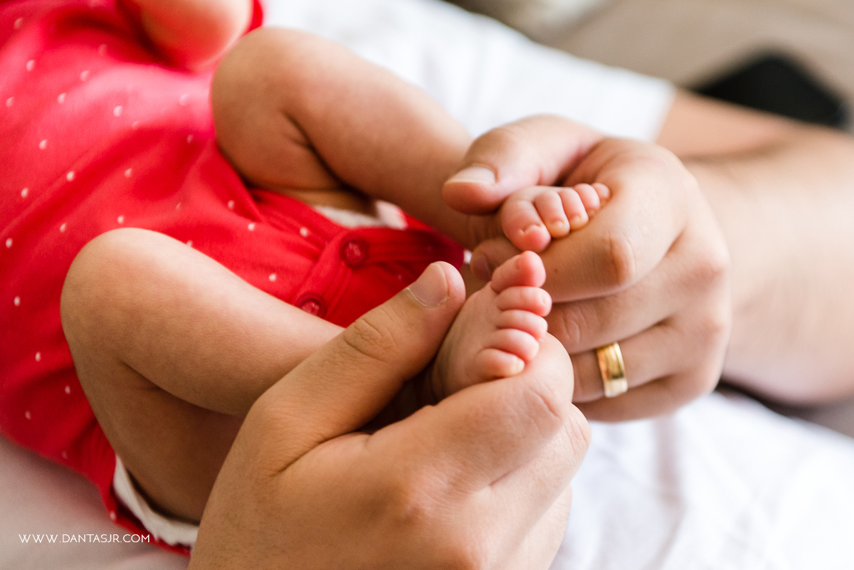 sessão lifestyle, newborn, recem nascido, fotos em casa, foto familia bebe, fotografo de familia, natal, rn