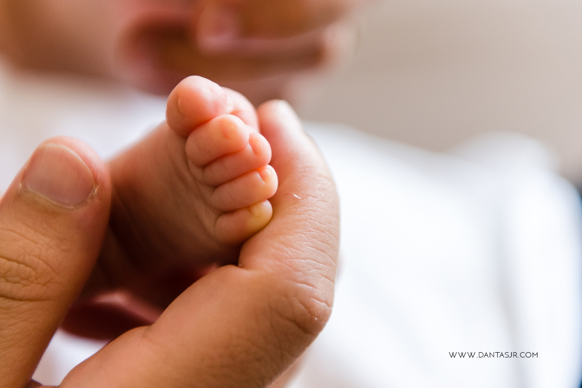 sessão lifestyle, newborn, recem nascido, fotos em casa, foto familia bebe, fotografo de familia, natal, rn