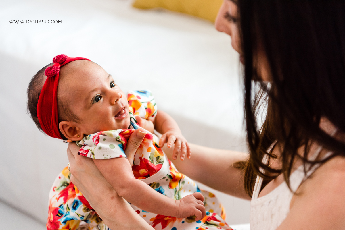 sessão lifestyle, newborn, recem nascido, fotos em casa, foto familia bebe, fotografo de familia, natal, rn