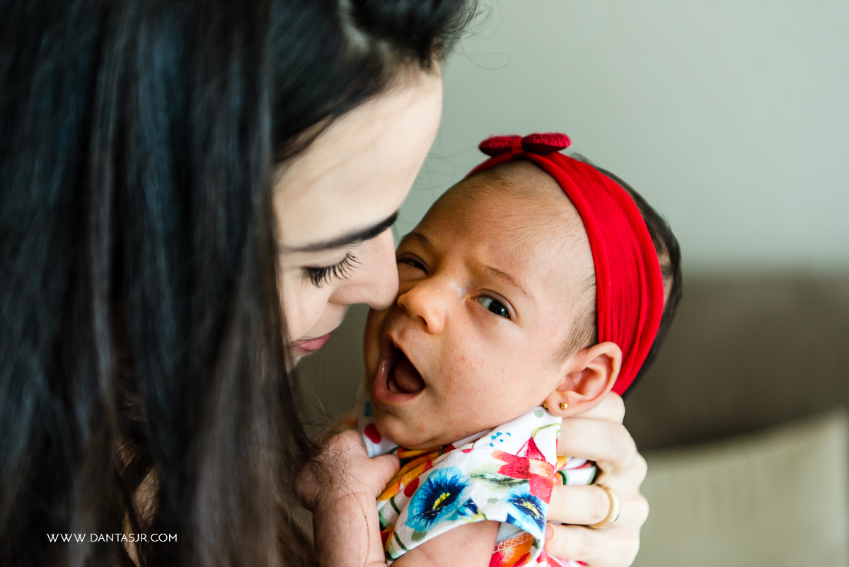 sessão lifestyle, newborn, recem nascido, fotos em casa, foto familia bebe, fotografo de familia, natal, rn