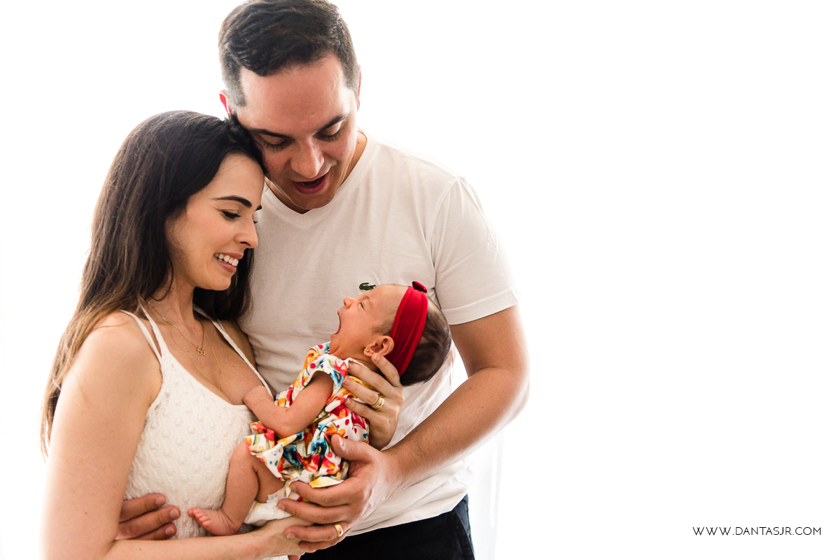 sessão lifestyle, newborn, recem nascido, fotos em casa, foto familia bebe, fotografo de familia, natal, rn