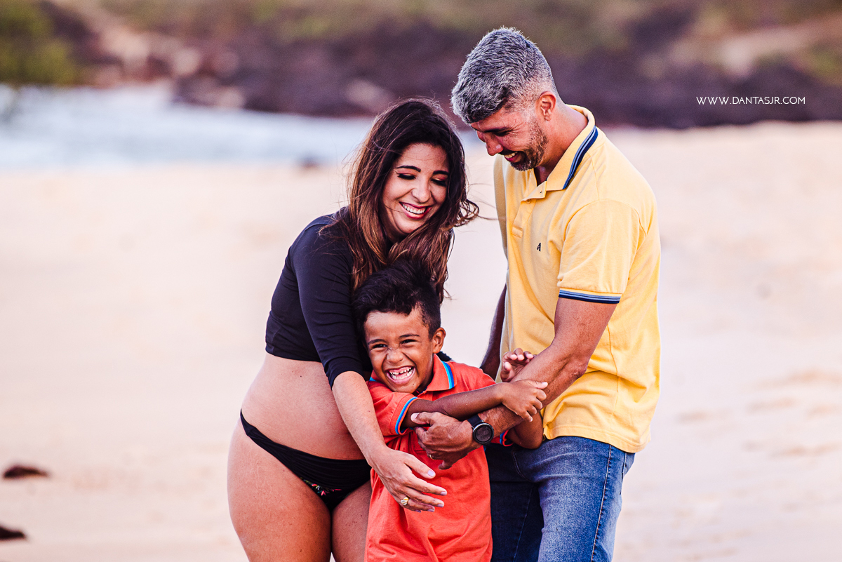 ensaio gestante, praia de tabatinga, final de tarde, roupa de gestante para ensaio, ensaio fotográfico, gestante, final de tarde