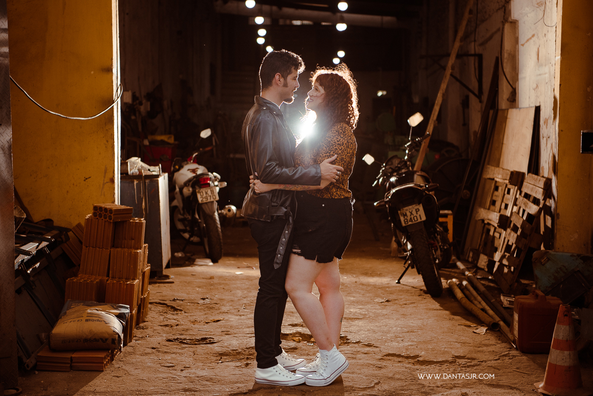 ensaio de casamento, fotografia de casamento, fotógrafo de casamento, trash the dress, casais, casal, wedding, pre wedding, noiva, natal,  rn, save the date, casal rock, bar, alternativo, rua chile, ribeira fotografia criativa de casais