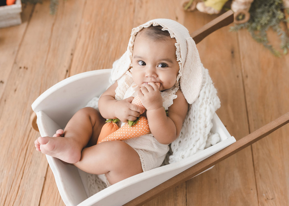 Ensaio infantil de páscoa