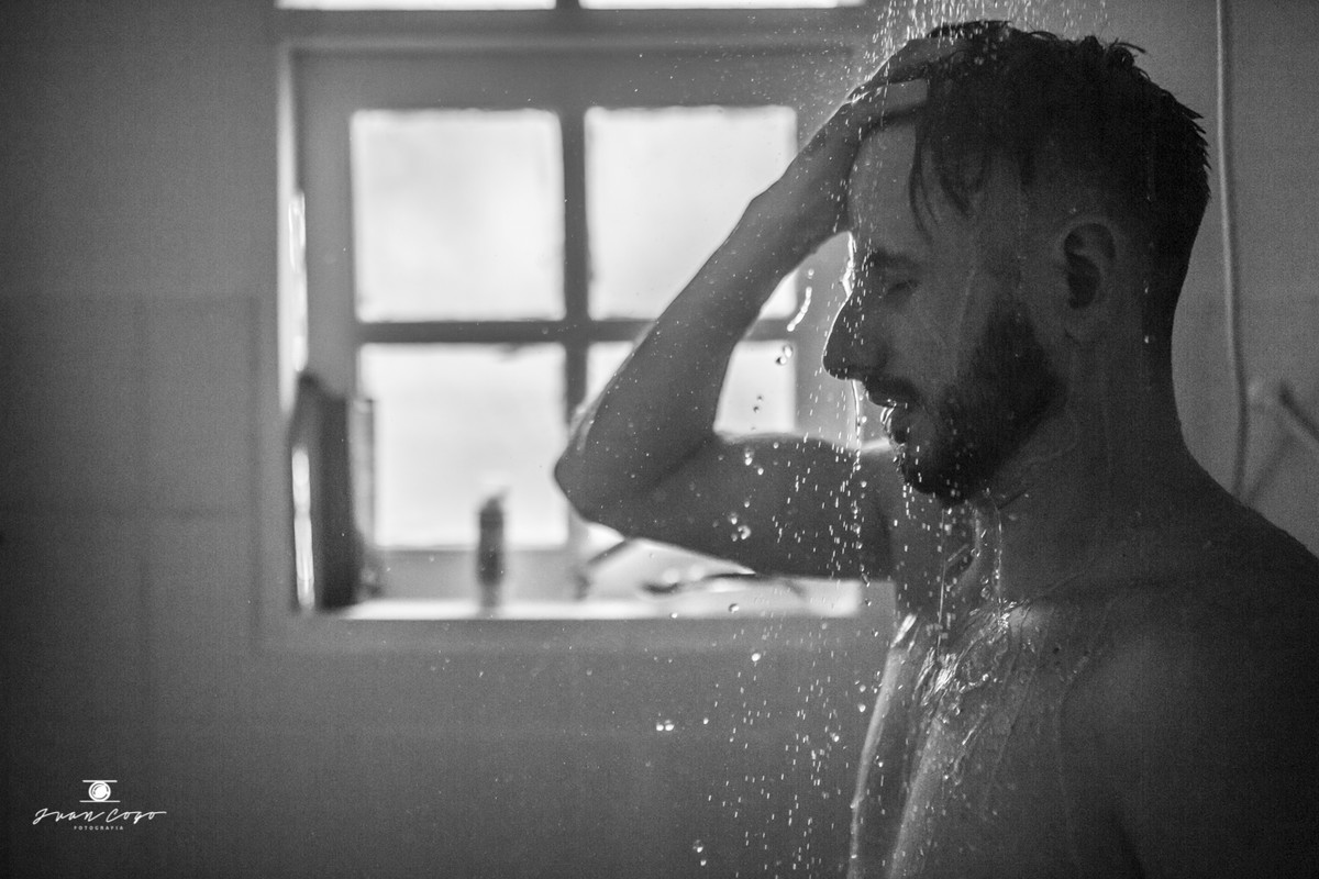 noivo tomando banho