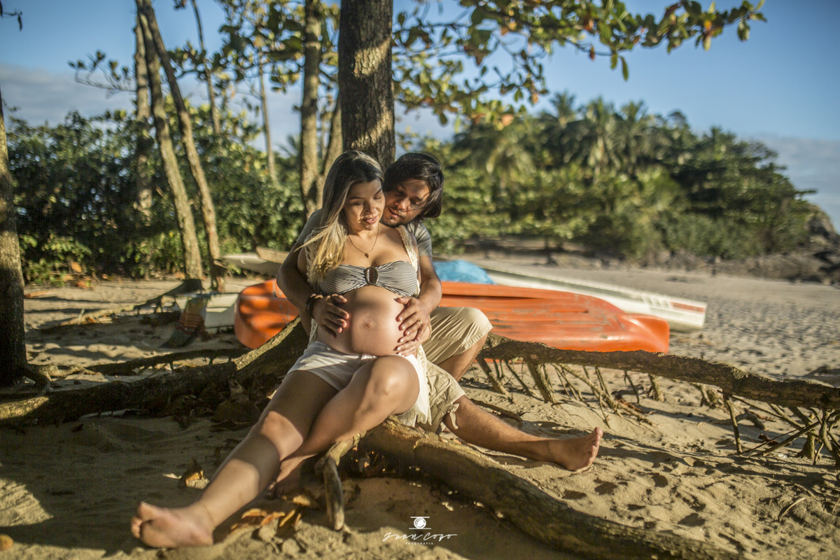 gestante na praia