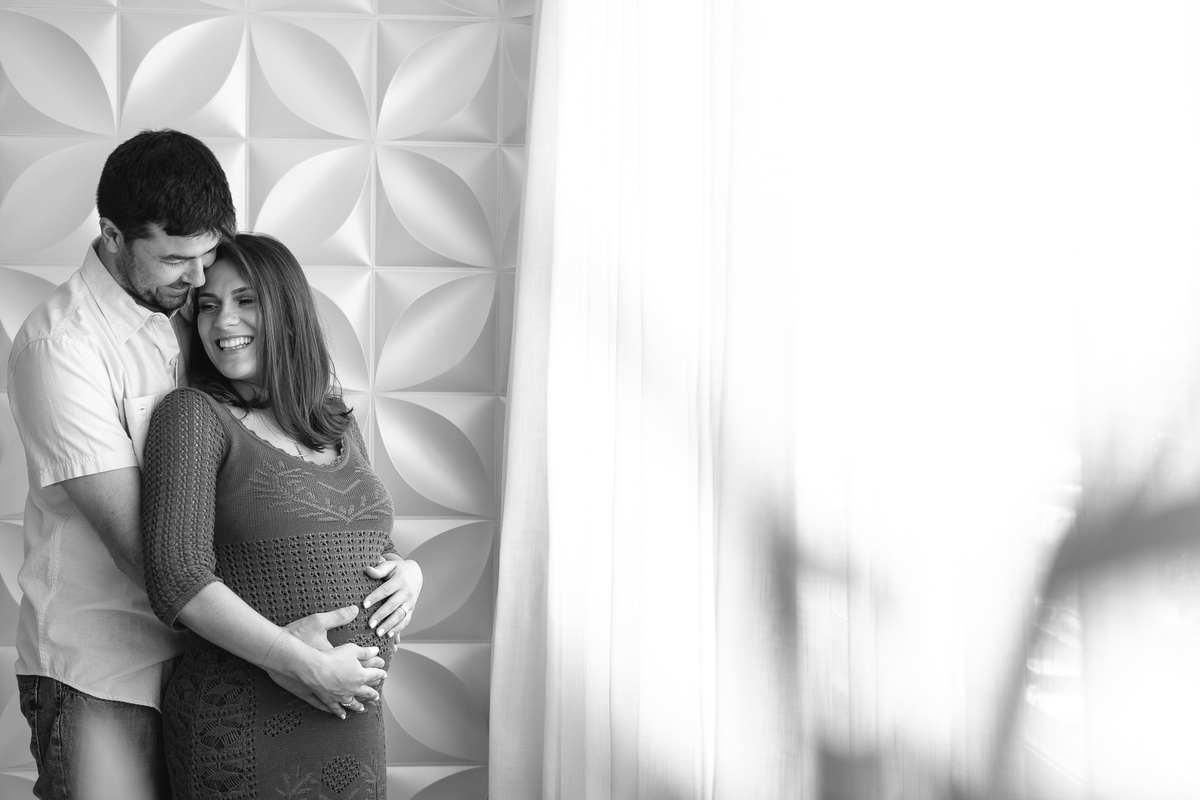 ensaio gestante cascavel dentro de casa