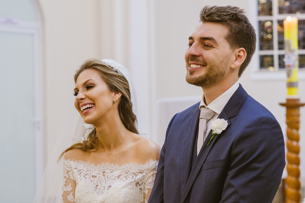 casamento igreja, foz do iguaçu, ão joão batista, noturno, quinta das marias, noivos emocionados