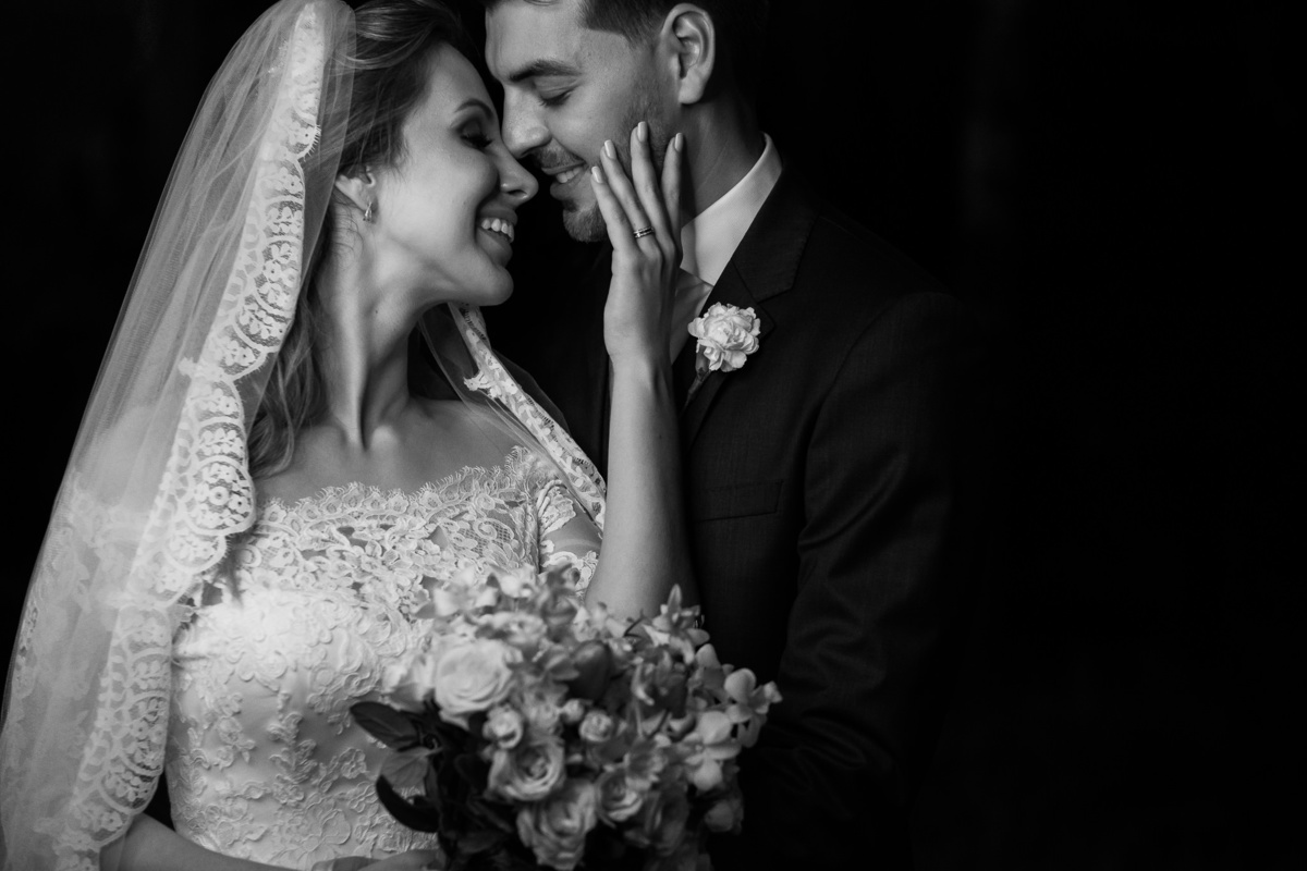 casamento igreja, foz do iguaçu, ão joão batista, noturno, quinta das marias, sessão de fotos após a cerimônia