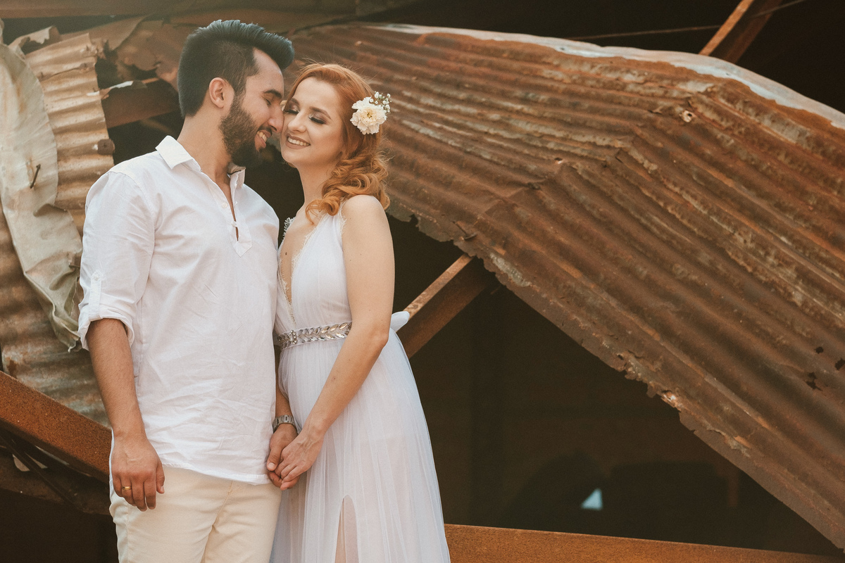 vivi cakes, cake designer, programa eliana, fotos de casal, ensaio pre-casamento, roupa branca, lugar abandonado, cascavel, barracão, edu freire, fotografia de casamento