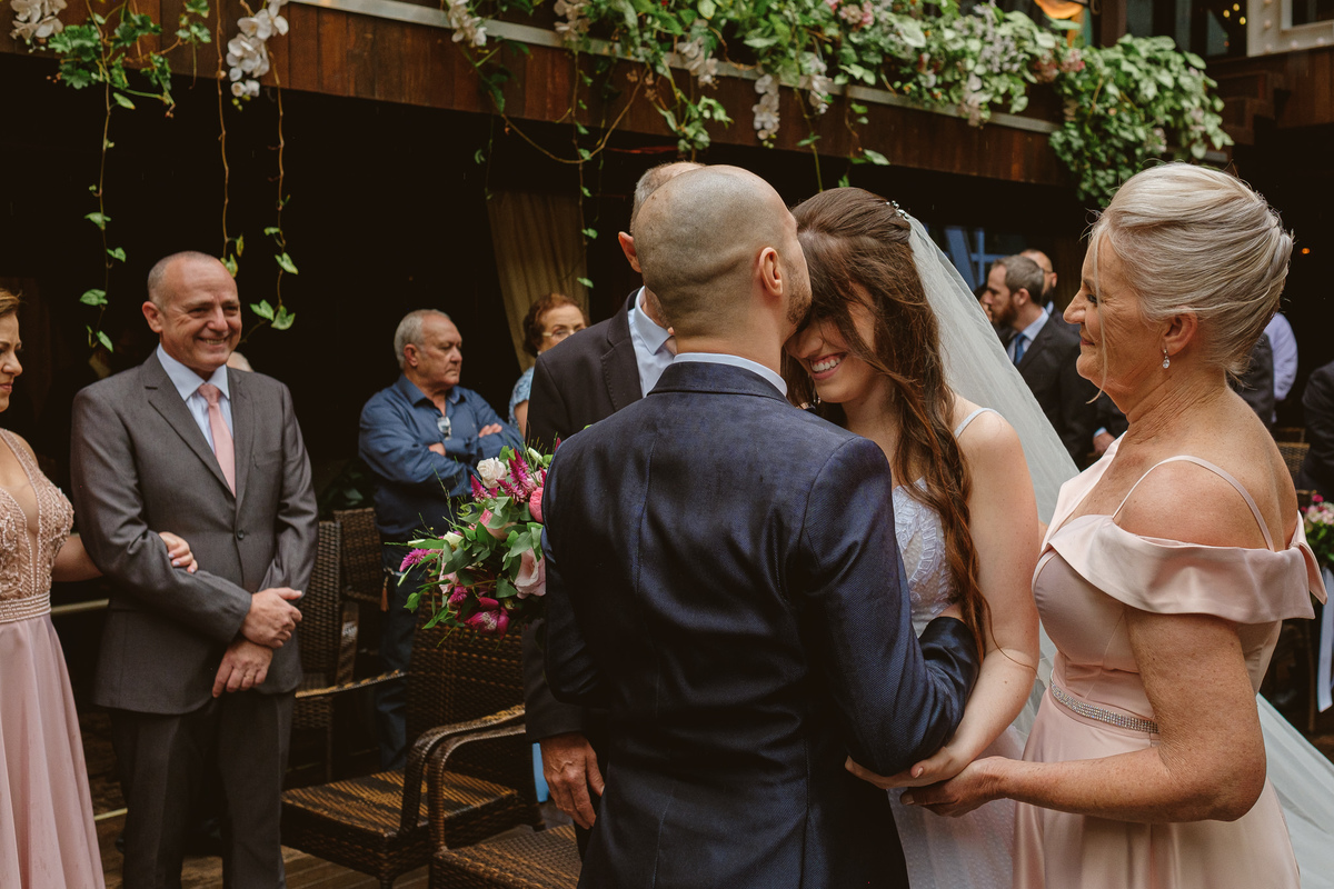 cerimonia casamento ar livre, le monde, chuva, cascavel, noivos, fotografia, brinde, edu freire, fotografia de casamento, fotógrafo de casamento, cascavel, parana, brasil